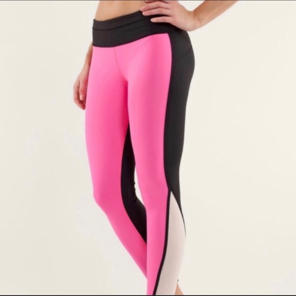 Lululemon Run Pace Tight leggings. Pink Black White. Size 6
